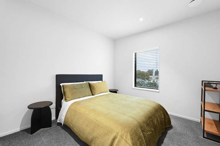 1/2 Manning Street Hamilton Central_24