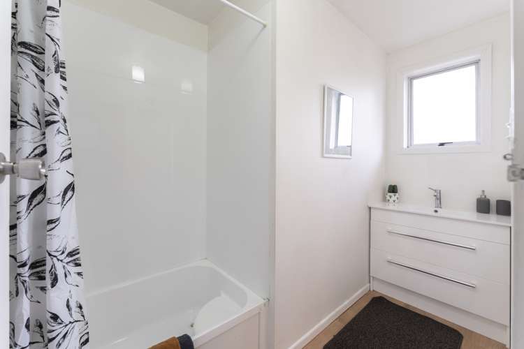 2/67 Bayswater Crescent Bromley_10