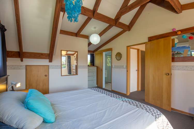 50 Neale Avenue Stoke_9