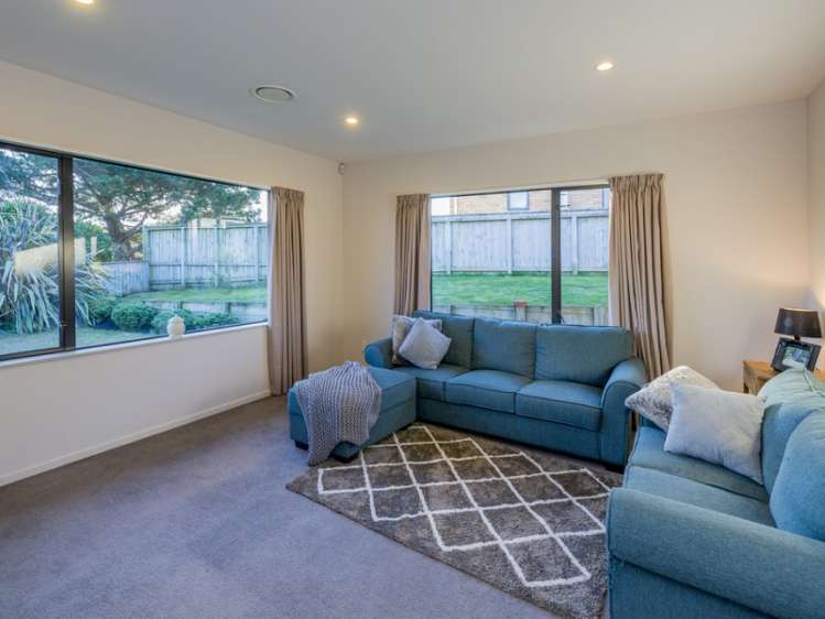 24 Tasman Close Aotea_11