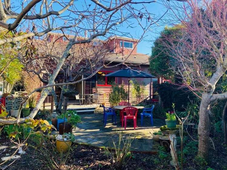 2 Shakespeare Walk The Wood_12