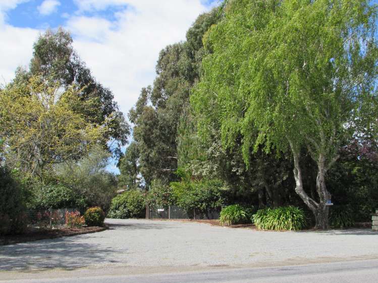 218 Racecourse Road Allenton_11