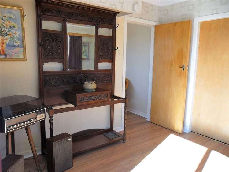 12 Dixon Way Taihape and Surrounds_14