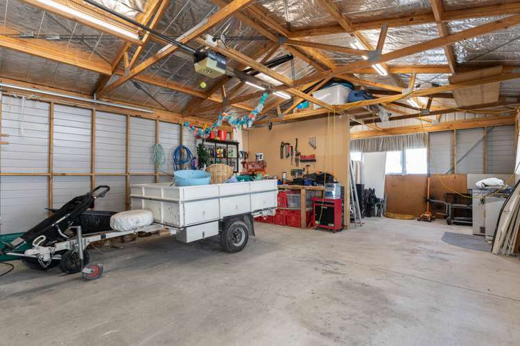 13 Alton Grove Masterton_11