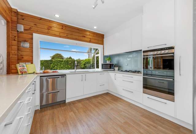 6 Pohutukawa Road Beachlands_4