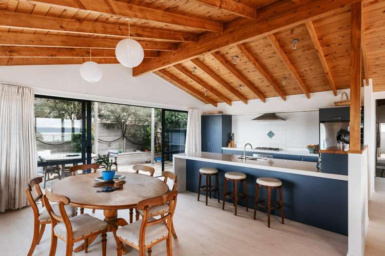 32e Ohuirehe Road Coastlands_12