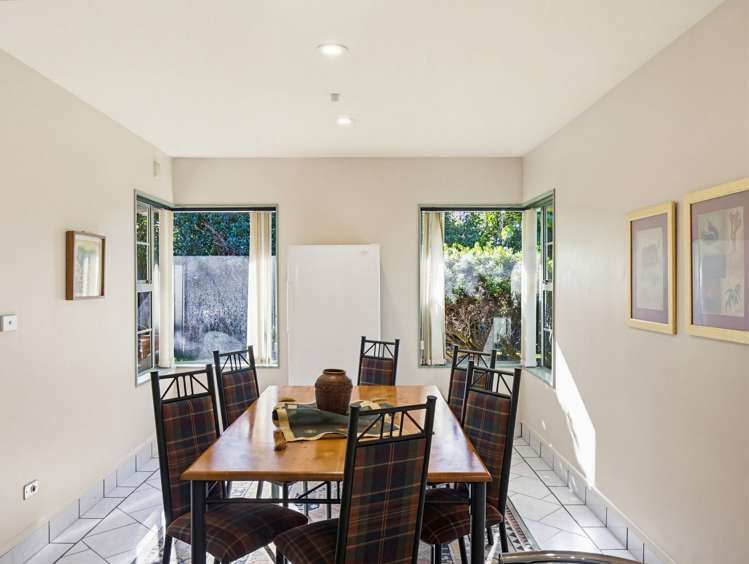 14 Holdsworth Drive Otamatea_11