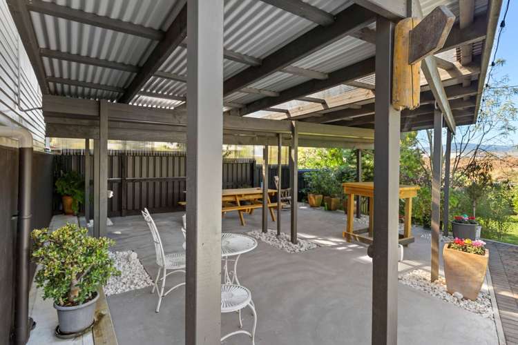 116 Clayton Road Mangakakahi_16