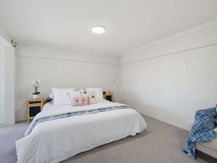 35 Albatross Road Red Beach_23