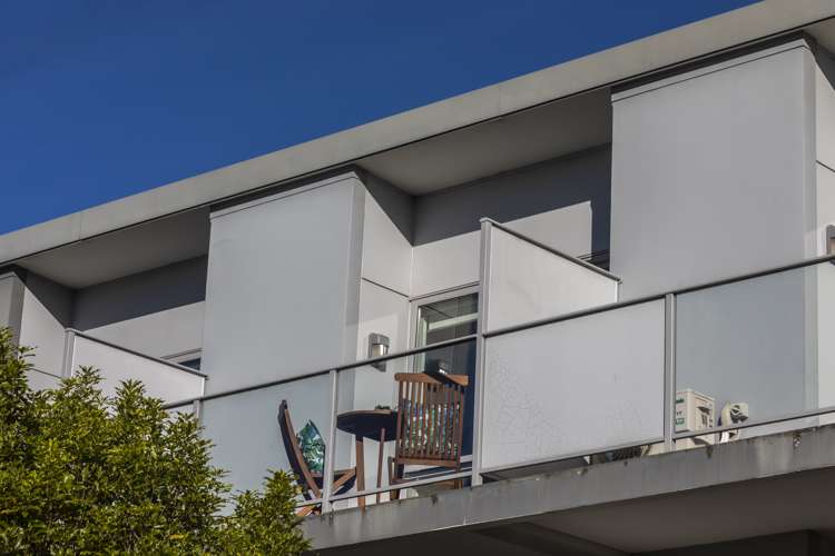 16/468 Cashel Street Linwood_1