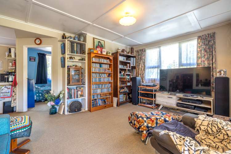 77 Ocean Road Surfdale_6