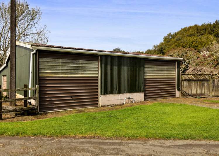 130 Cross Road Lepperton_19