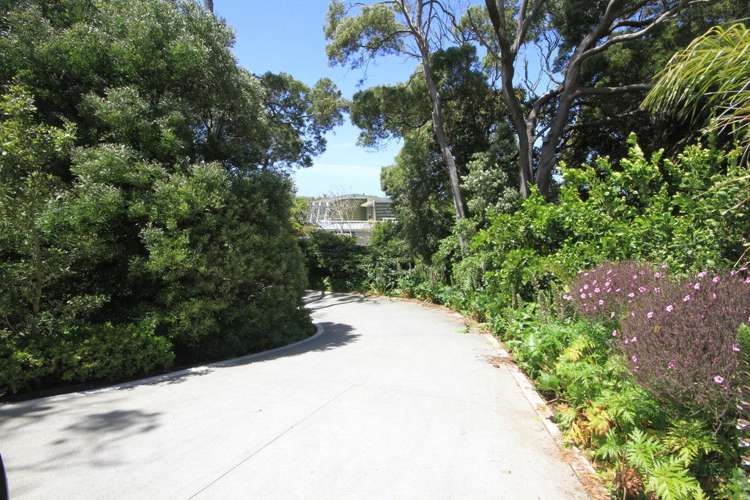 29 Great North Road Saint Johns Hill_22