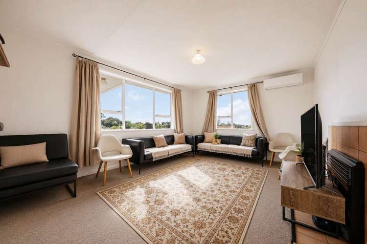 9 Morrie Laing Avenue_1