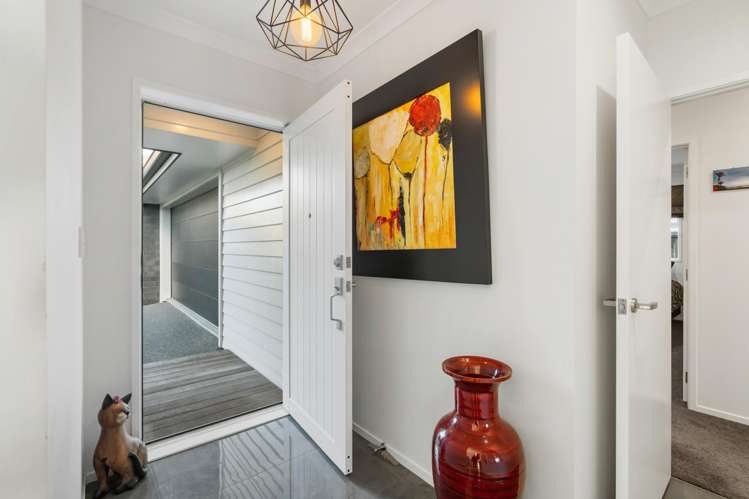 14 Celmisia Retreat Papamoa Beach_12