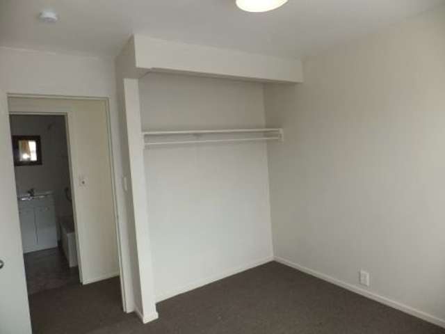 2/19 Montreal Street Sydenham_4