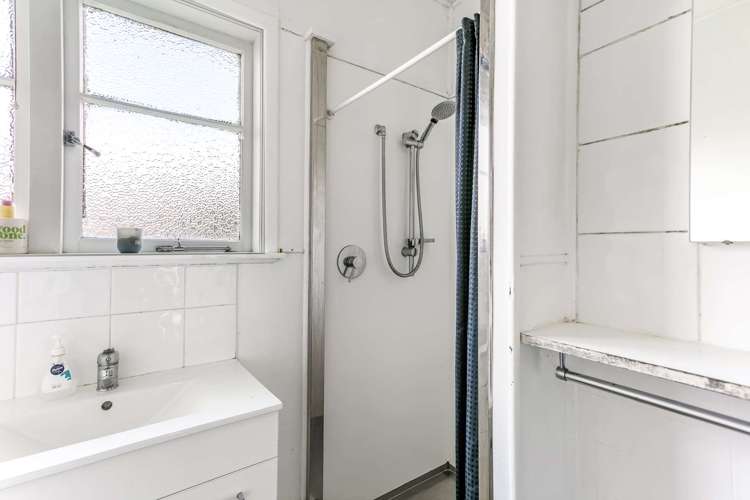 225 Crawford Road Kaiti_22