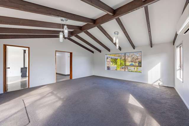 48 Spriggs Crescent Greenmeadows_3