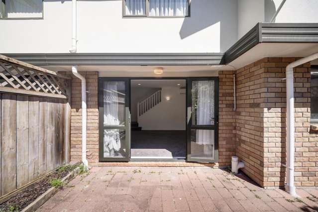 Great Location in the Heart of New Lynn!