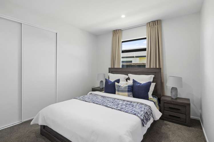 51 Candlesticks Crescent Lincoln_12