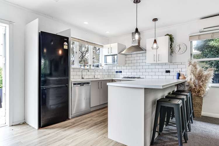 180 Dinsdale Road Dinsdale_11