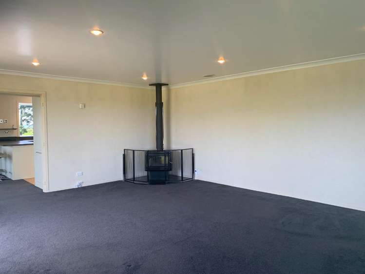 144 King Road Inglewood_12