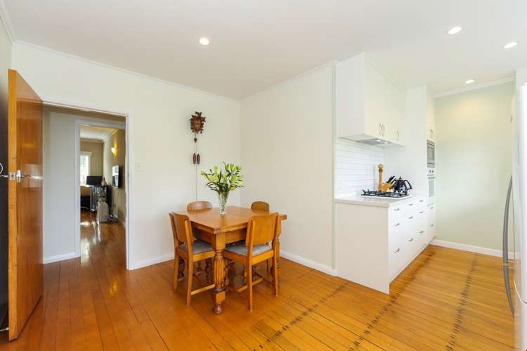 2/31 Clonbern Road Remuera_2