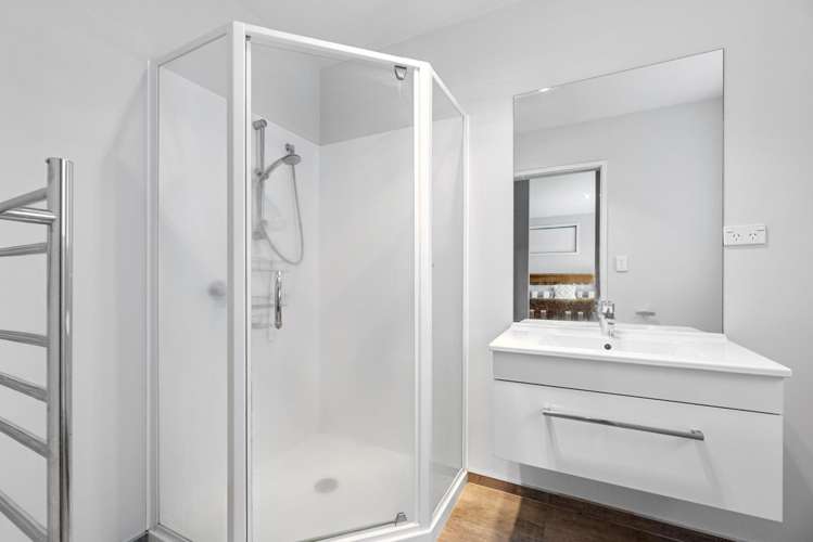 101 Ballintoy Park Drive Welcome Bay_7