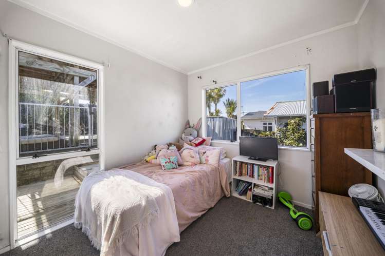 57 Chislehurst Street Henderson_6