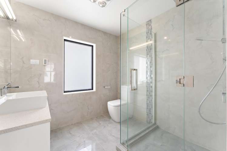 64 Harrowglen Drive Northcross_17