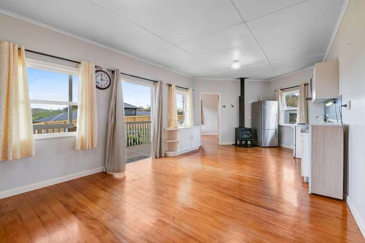 648 West Coast Road_4