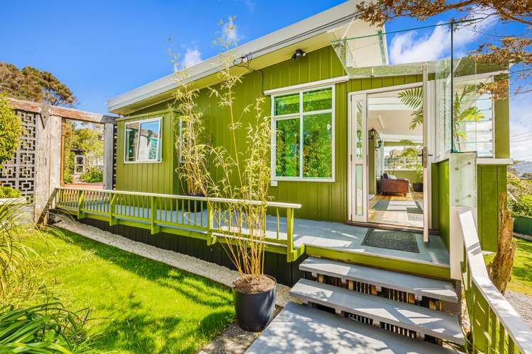 452 Huia Road Laingholm_5