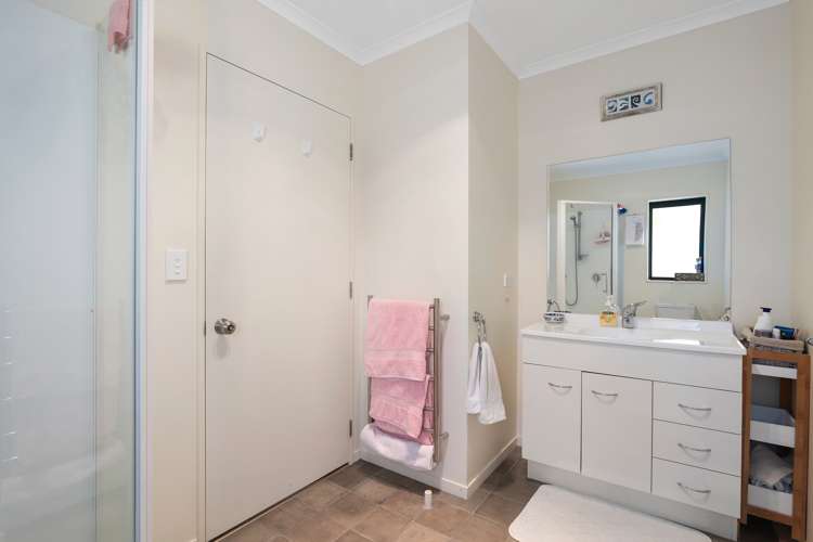 8 Limerick Lane Huntington_12