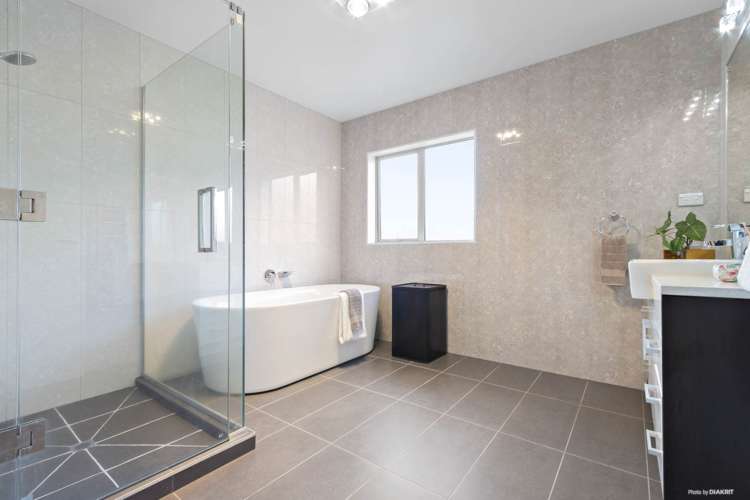 2 Bilancia Place Flat Bush_12