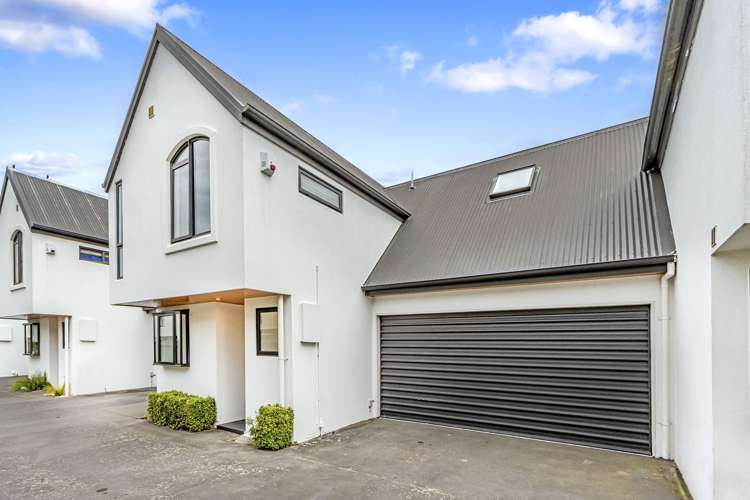 2/15 Ayr Street Riccarton_0