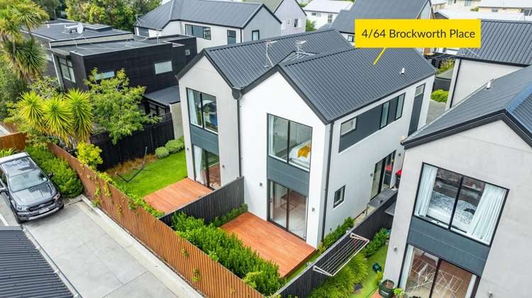 4/64 Brockworth Place Riccarton_3