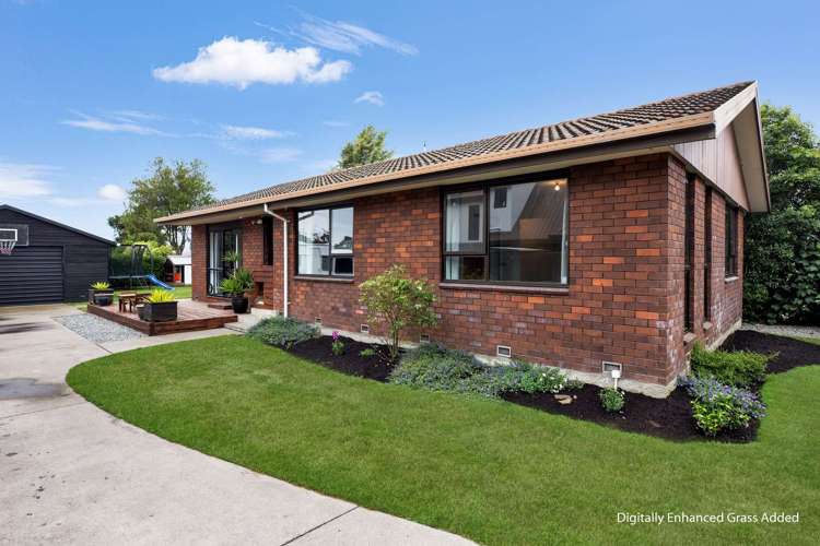 4 Roydon Drive_0