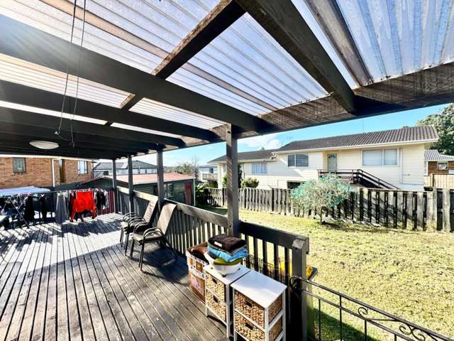 104 McLeod Road Te Atatu South_1