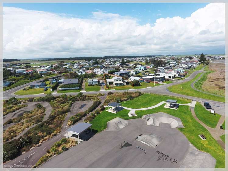 3 Nash Parade Foxton Beach_1