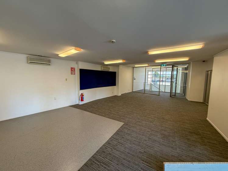 Tenancy 5, Level 1, 132 Eleventh Avenue Tauranga_1