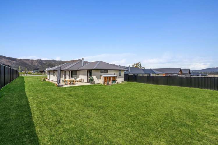 7 Tomtit Crescent Lake Hawea_15