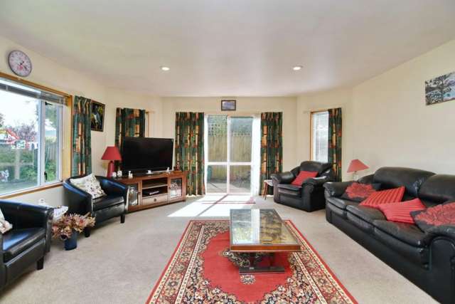 30 Farnswood Place Redwood_4