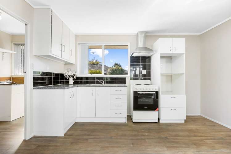 7 Bradley Place Nawton_4