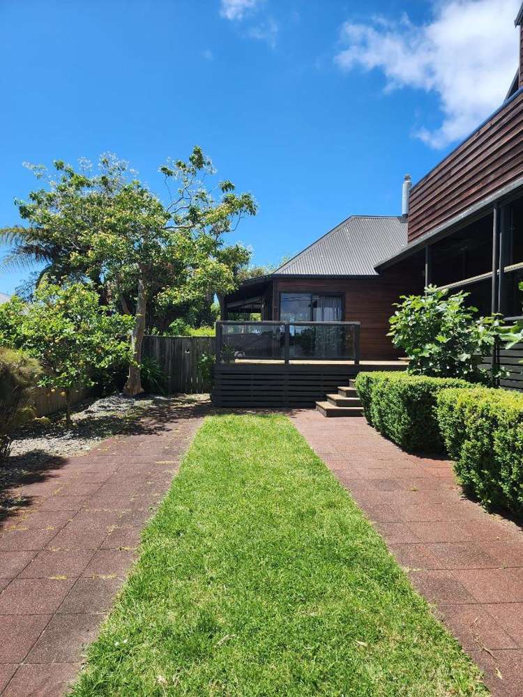 71 Wairau Road Oakura_16