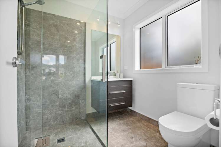 2 Fred White Drive Kumeu_30