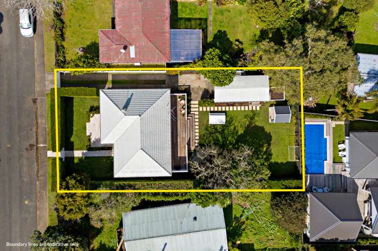 12 Crocombe Crescent Beach Haven_25