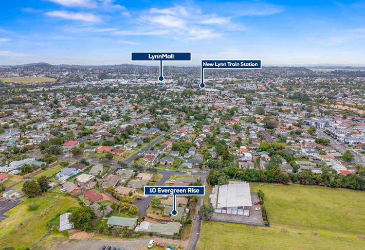 10 Evergreen Rise New Lynn_16
