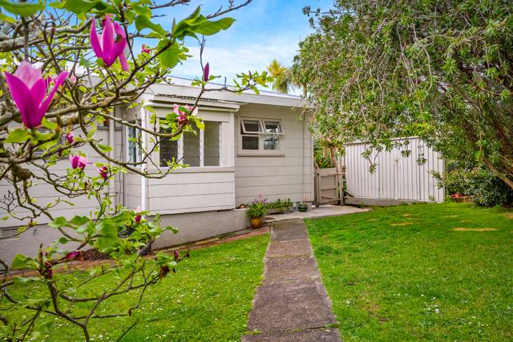 275 Hillsborough Road Hillsborough_1