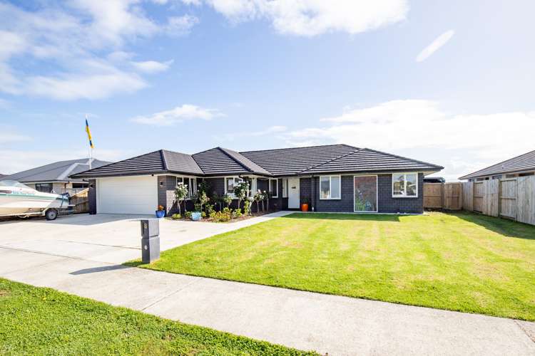 8 Costello Drive Ngatea_1