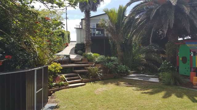 65 Vipond Road Stanmore Bay_1